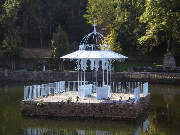 Reconstrucción Templete de Jardín El Bosque BEJAR